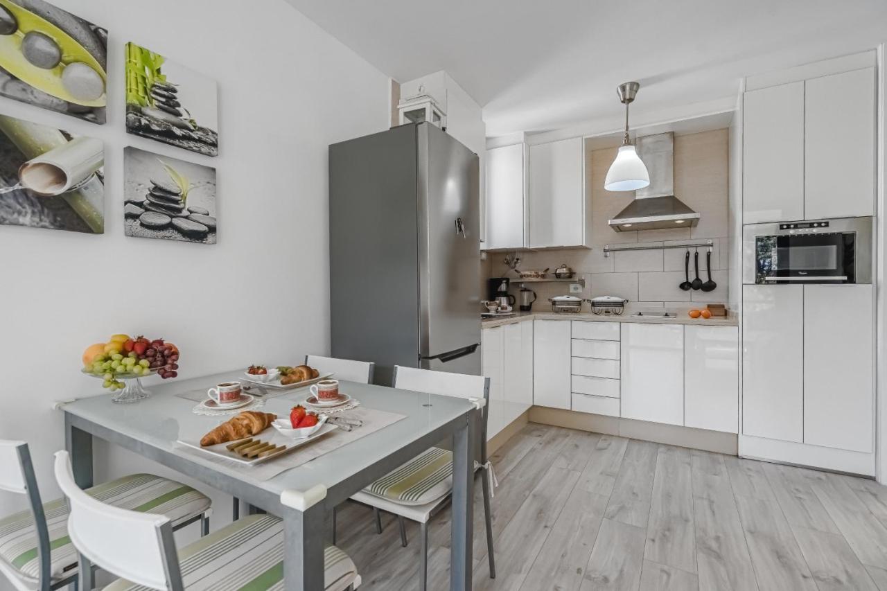 Cozy Apartments - 150 Meters From The Beach, Free Wi-Fi Playa de las Americas  Bagian luar foto